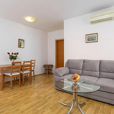 Apartment Marija
